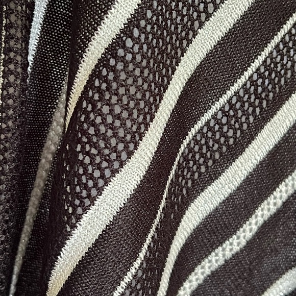 Calvin Klein NWT Knit Ruana Wrap Shawl Soft Sleek Lightweight - Picture 6 of 13